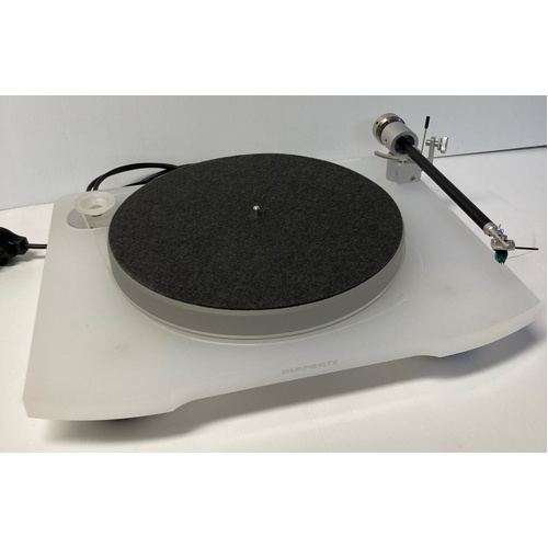 TT15S1 belt-drive turntable